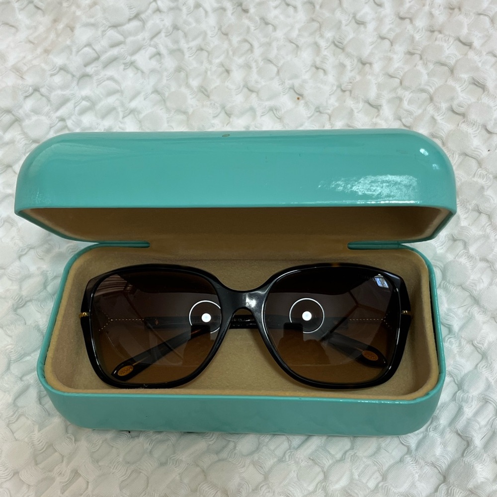 Tiffany and Co Heart Key Oversized Sunglasses